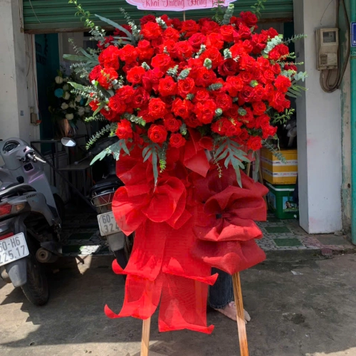 Hoa Kệ Chúc Mừng 30