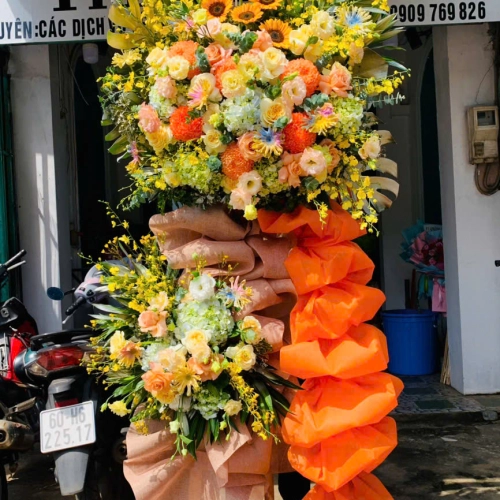 Hoa Kệ Chúc Mừng 24