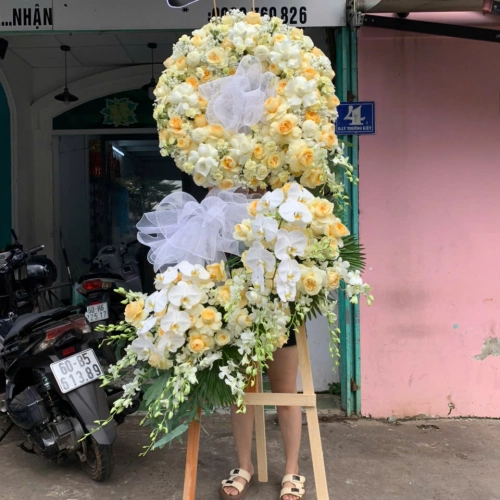 Kệ Hoa Tang Lễ 11