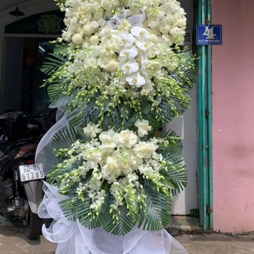 Kệ Hoa Tang Lễ 12