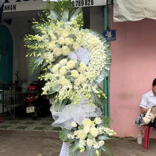 Kệ Hoa Tang Lễ 28