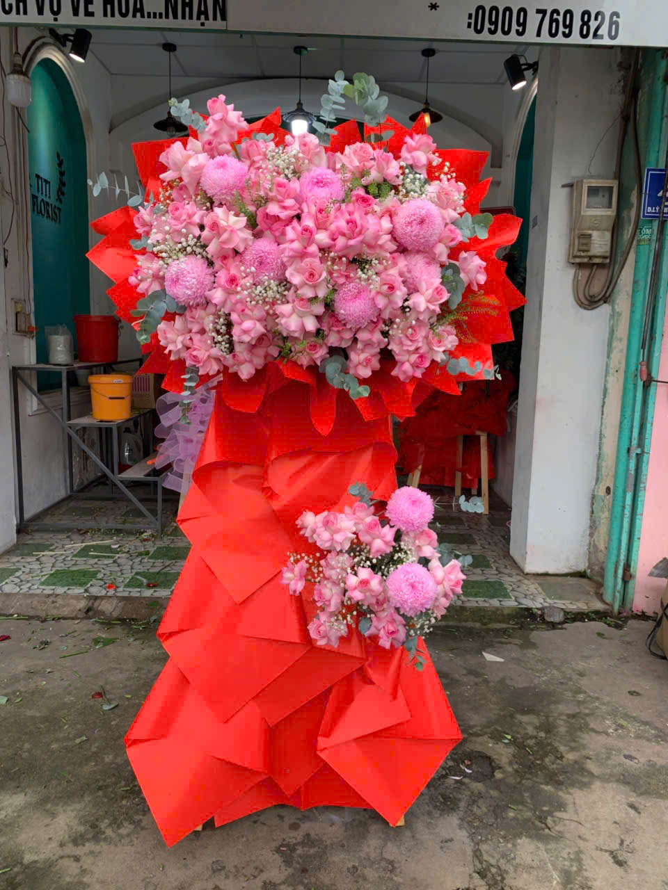 Kệ Hoa Khai Trương Long Khánh