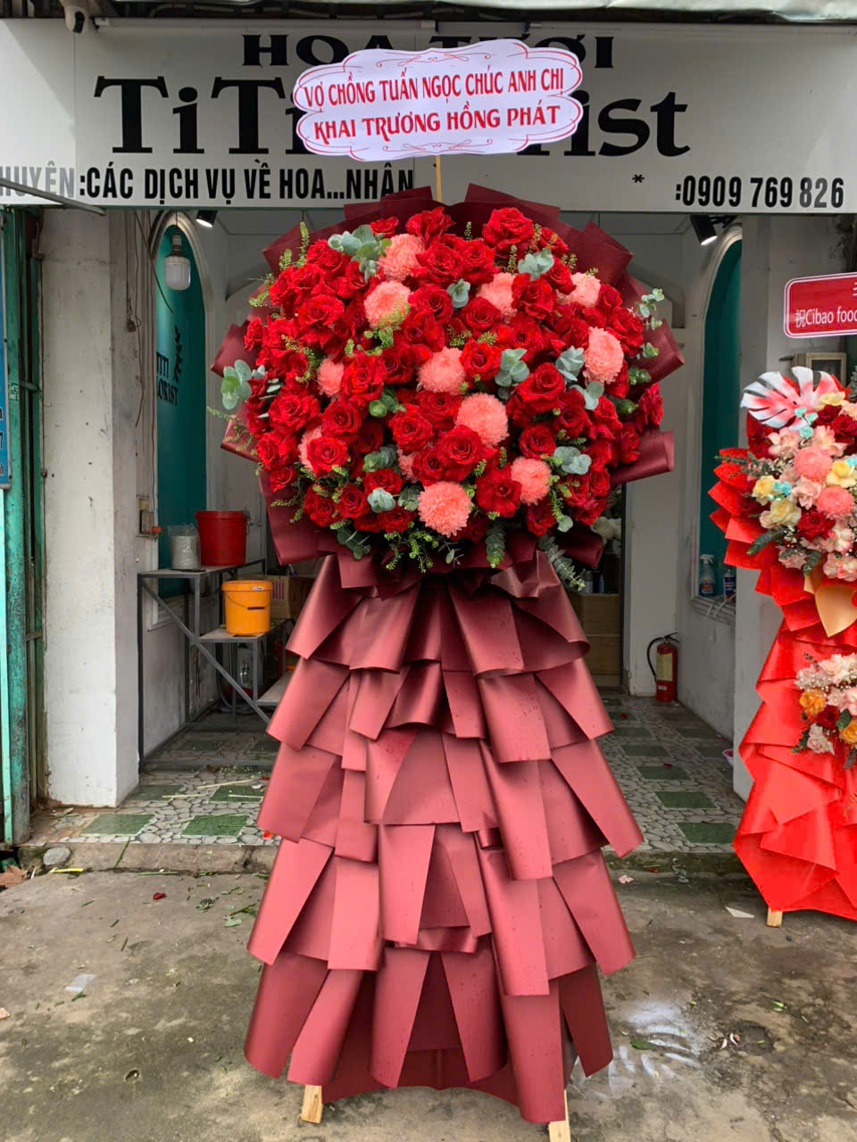 Kệ Hoa Khai Trương Long Khánh