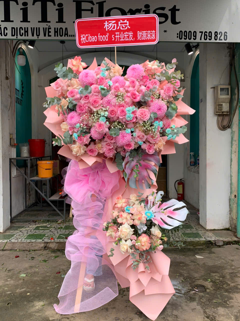 Kệ Hoa Khai Trương Long Khánh
