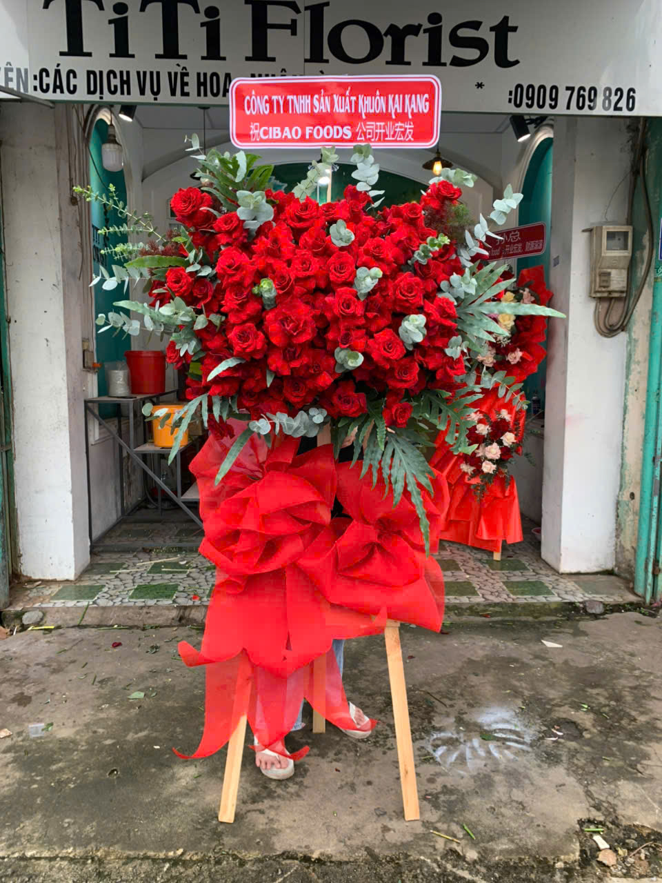 Kệ Hoa Khai Trương Long Khánh