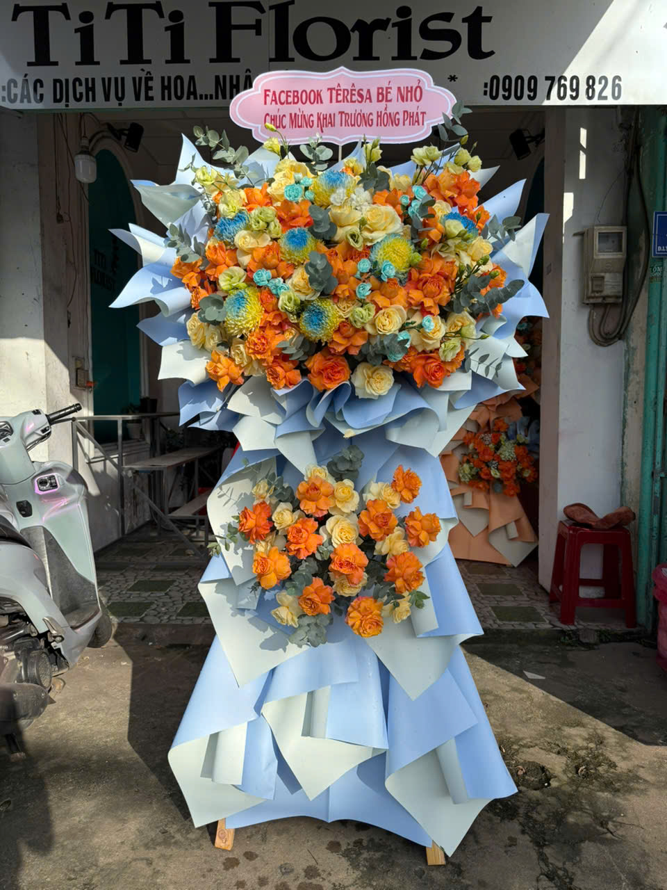 Kệ Hoa Khai Trương Long Khánh