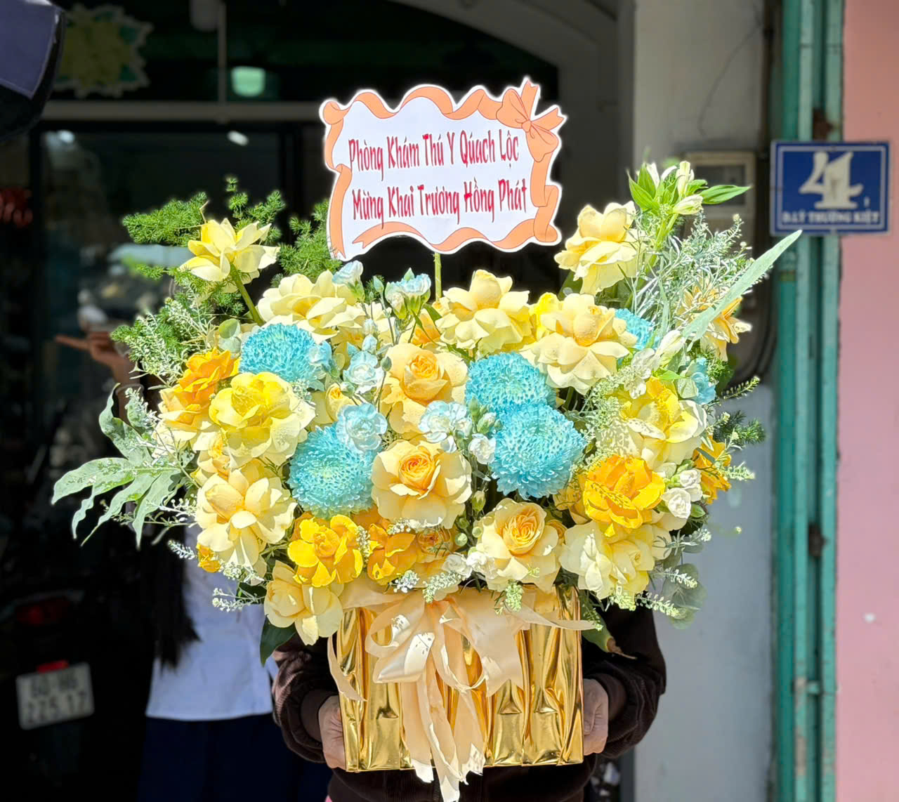 Giỏ hoa khai trương long khánh